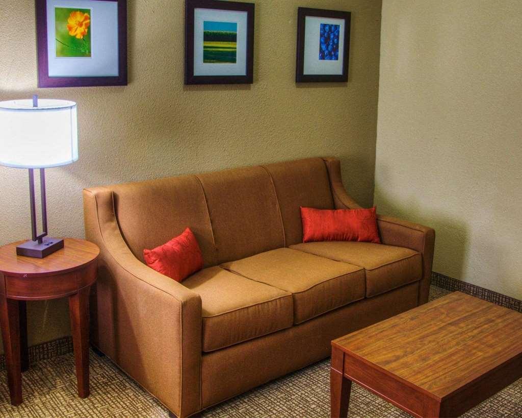 Comfort Suites Plymouth Near Us-30 Стая снимка