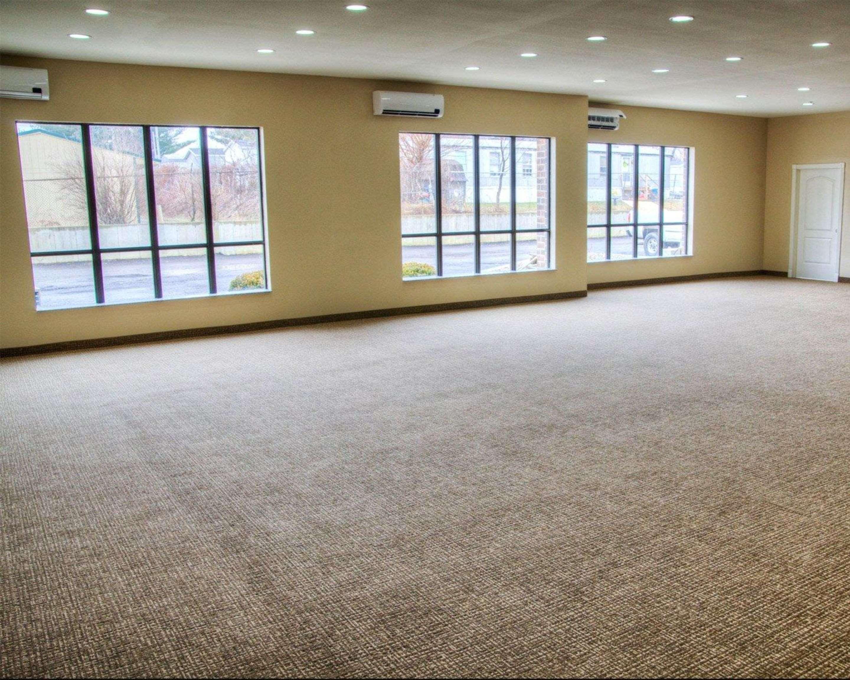 Comfort Suites Plymouth Near Us-30 Екстериор снимка