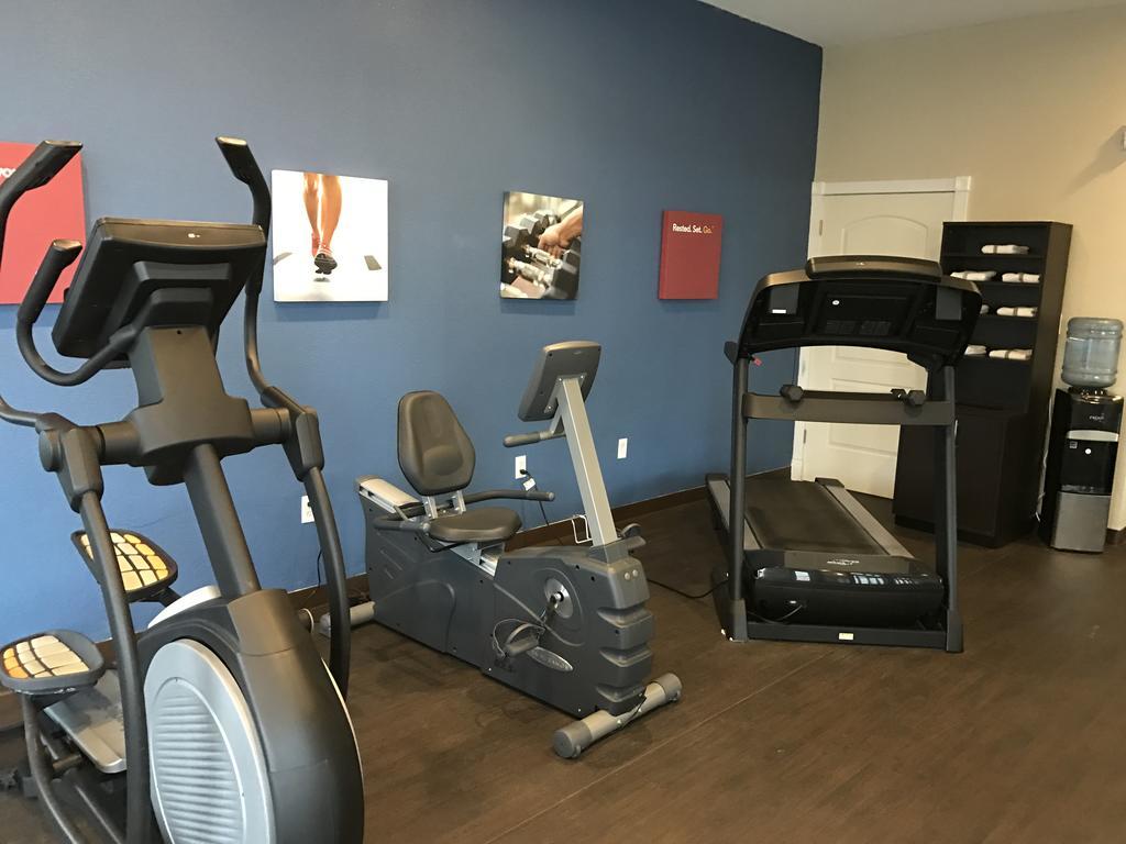 Comfort Suites Plymouth Near Us-30 Екстериор снимка